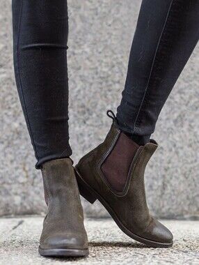 Like New THURSDAY BOOT CO. Duchess Suede Ankle Boots Dark Olive 6.5 Worn 1x!